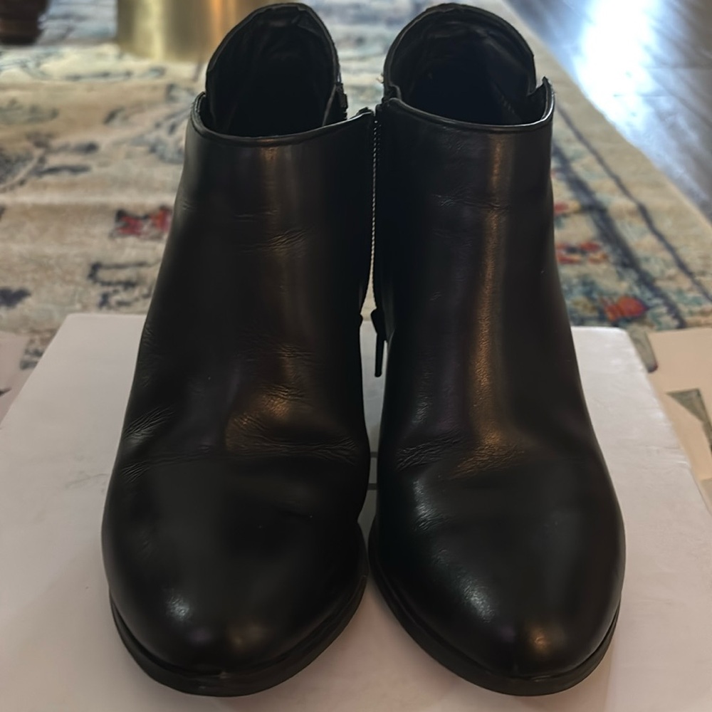 Aldo size 6 ankle boots ORPHILLIA